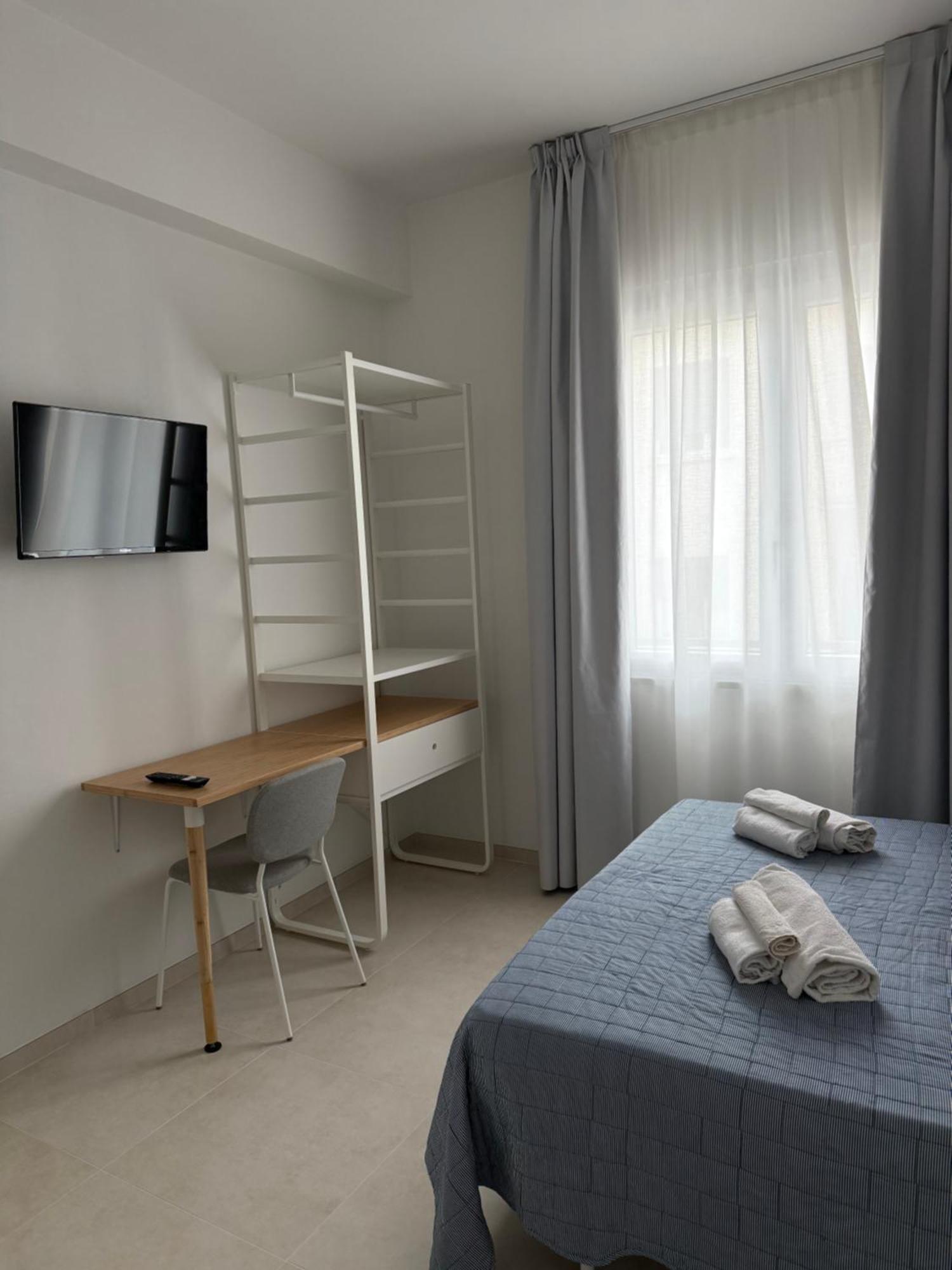 Hotel Pigalle Rimini Exterior photo